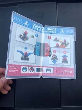 Mario Kart 8 Deluxe Case and Artwork Only - Nintendo Switch